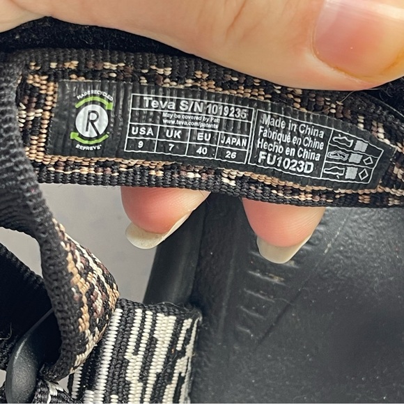 TEVA Hurricane XLT2 Animal Print Sandals Size 9 - Picture 5 of 5